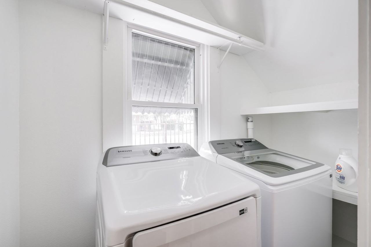 5802 Oram St #5802 - Photo 5 of 23