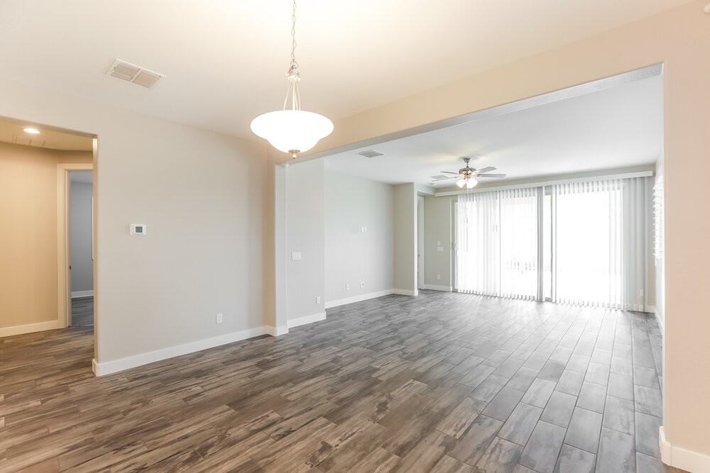 10605 E Durant Dr - Photo 3 of 16