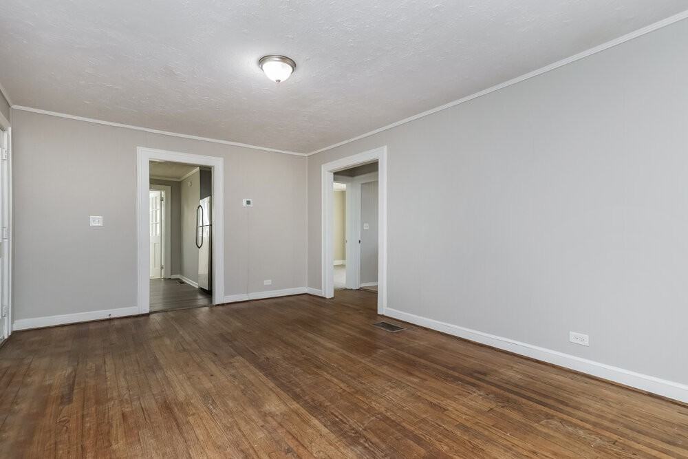 195 Neely Hammonds Rd - Photo 4 of 16