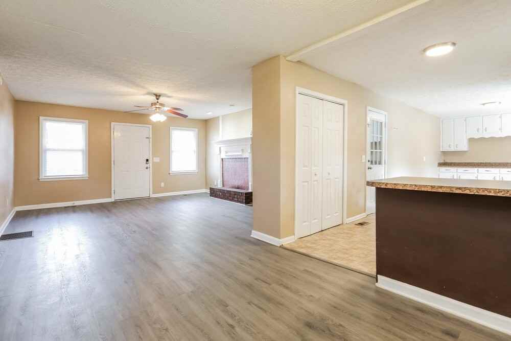 17 E Wedgewood Cir - Photo 6 of 18