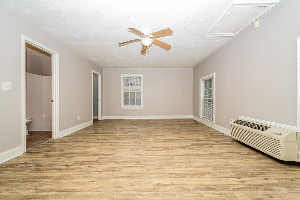 2480 Hwynorth - Photo 7 of 16