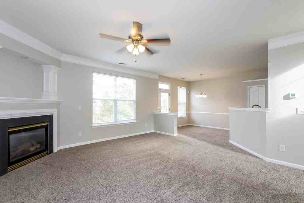 2713 Forest Grove Ct - Photo 3 of 17