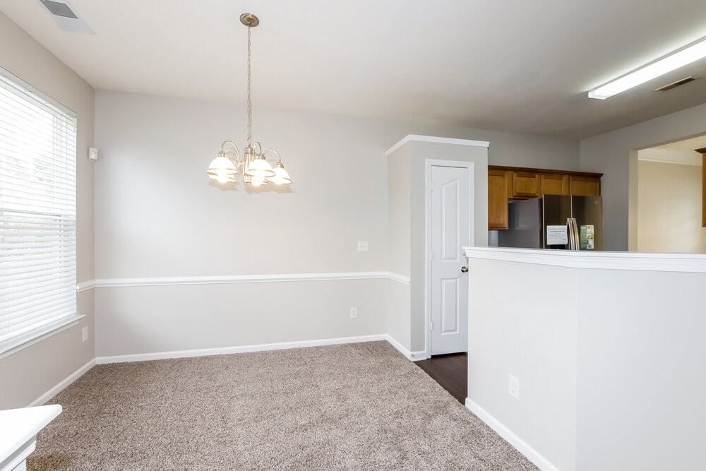 2713 Forest Grove Ct - Photo 5 of 17