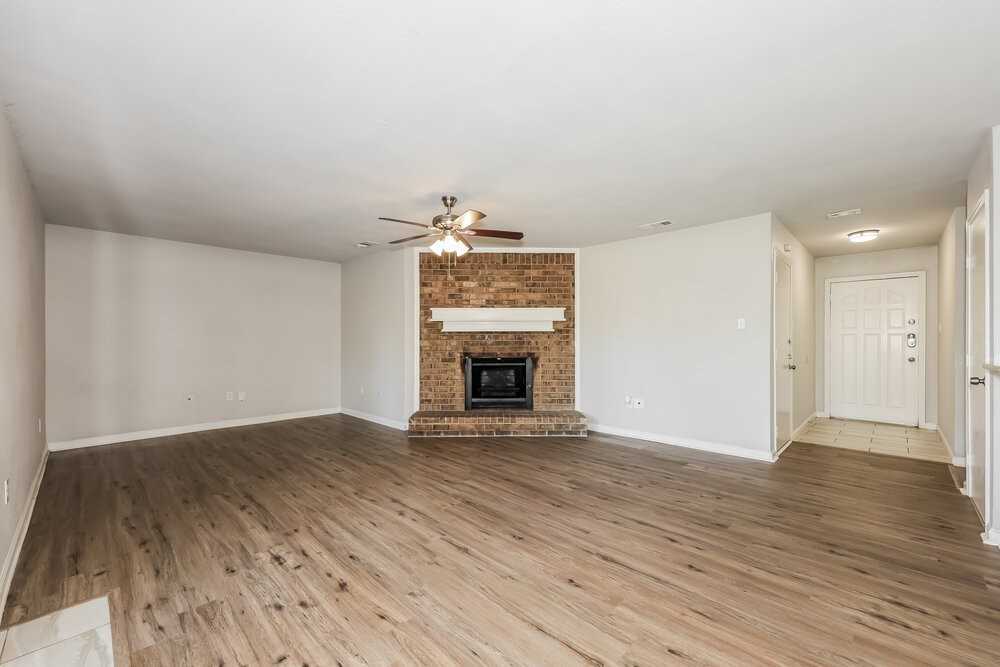 5719 Myers Rd - Photo 3 of 16