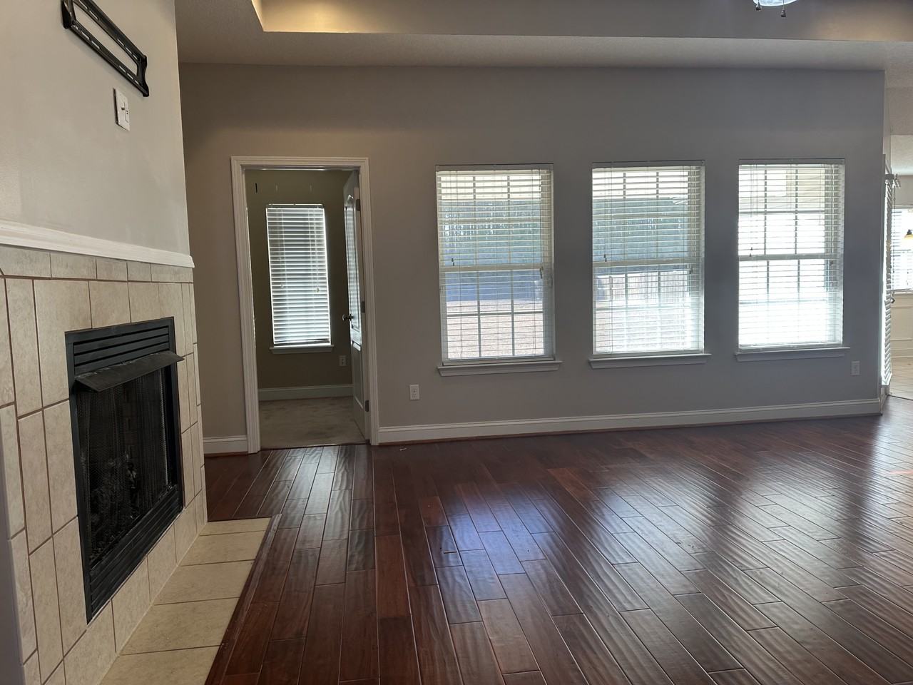 59 Forest St Ne #1 - Photo 4 of 16