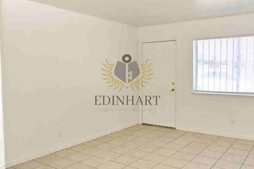 2303 S Poppy Ave #102 - Photo 2 of 23