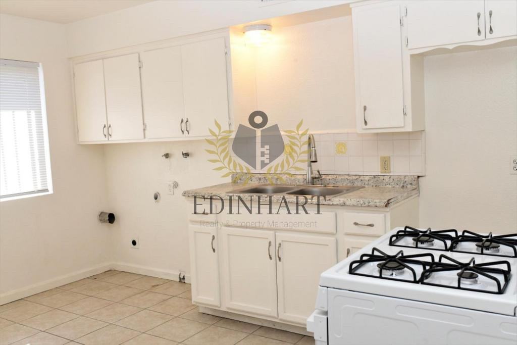 2303 S Poppy Ave #102 - Photo 6 of 23