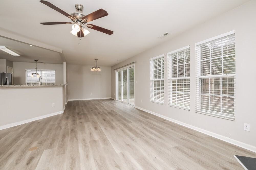 2007 Gushing Dr - Photo 4 of 17