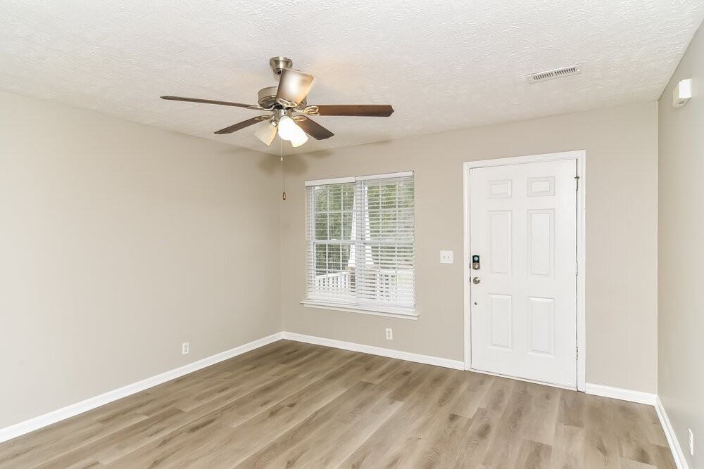 315 Slippery Rock Dr - Photo 5 of 17