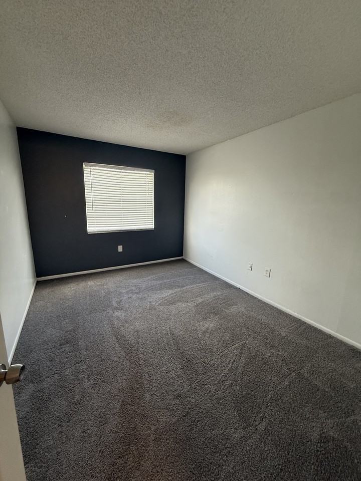 2533 N Alafaya Trl #1 - Photo 5 of 11