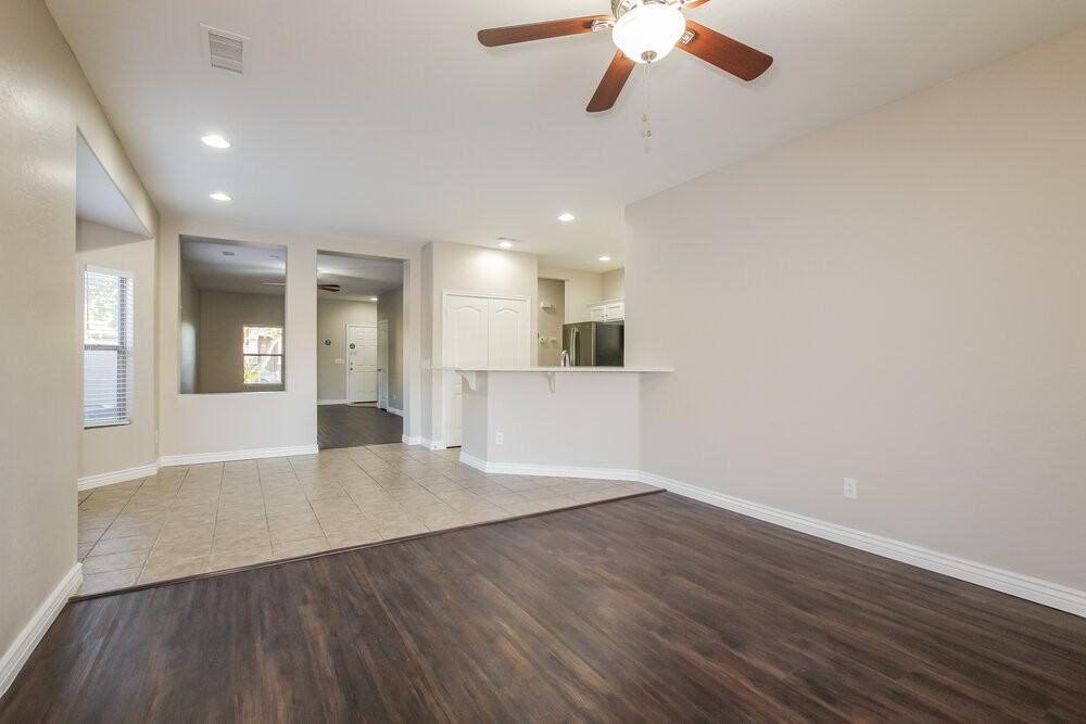 13758 W Port Royale Ln - Photo 6 of 16