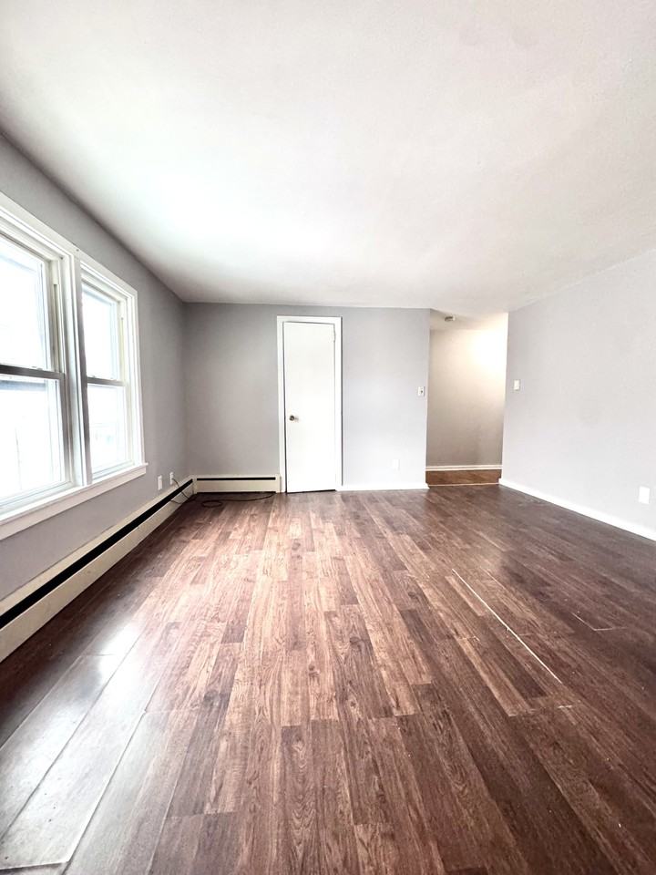70 Harvey Ave #5 - Photo 7 of 17