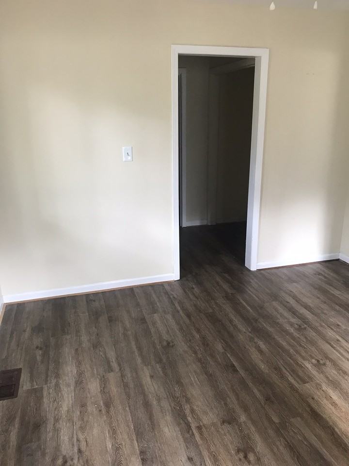 309 Annette Way #1 - Photo 5 of 9