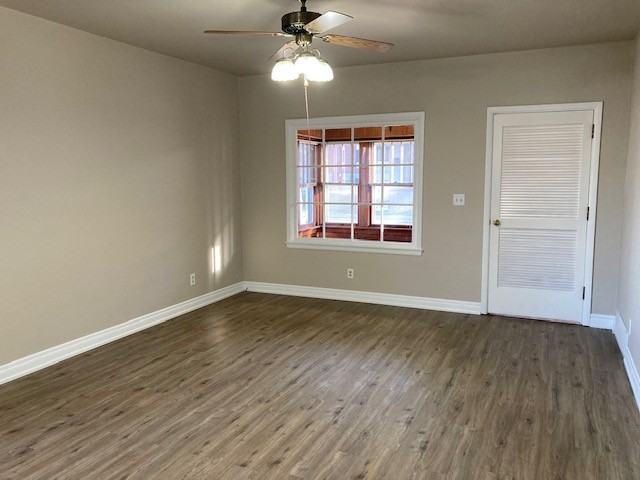 1408 W Koenig St #1 - Photo 3 of 15