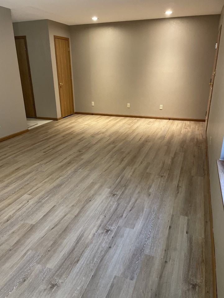 205 Ruth Ave #211 - Photo 2 of 7