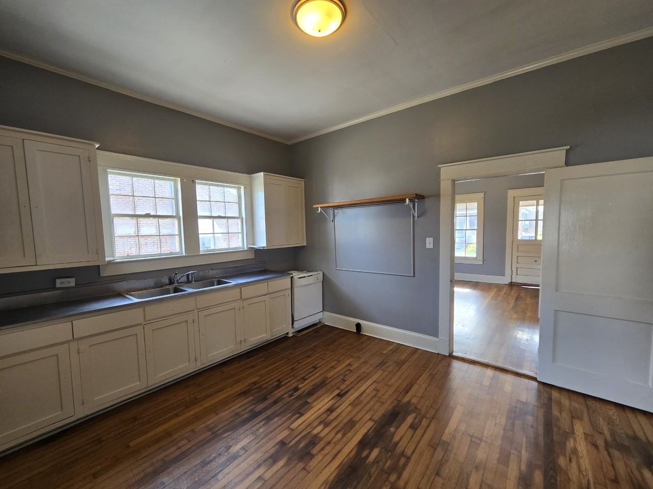 110 Morgan Ave #1 - Photo 4 of 6