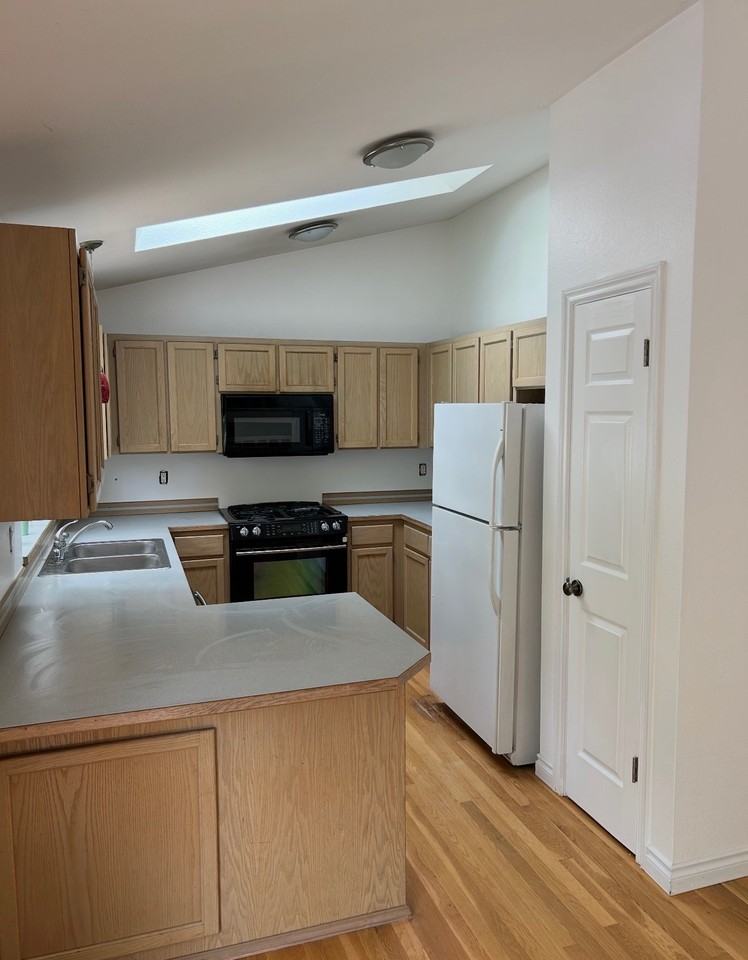 5227 169th Pl Sw #NA - Photo 3 of 13