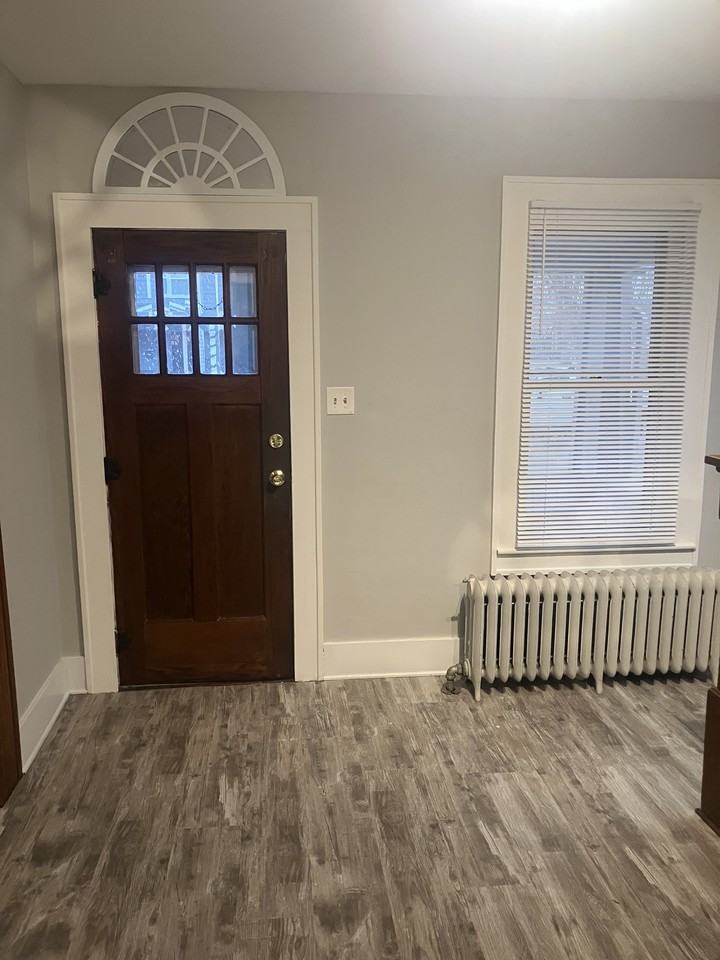 607 E Farnum Ave #NA - Photo 2 of 18