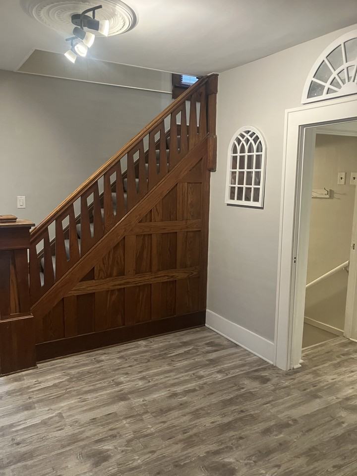 607 E Farnum Ave #NA - Photo 4 of 18