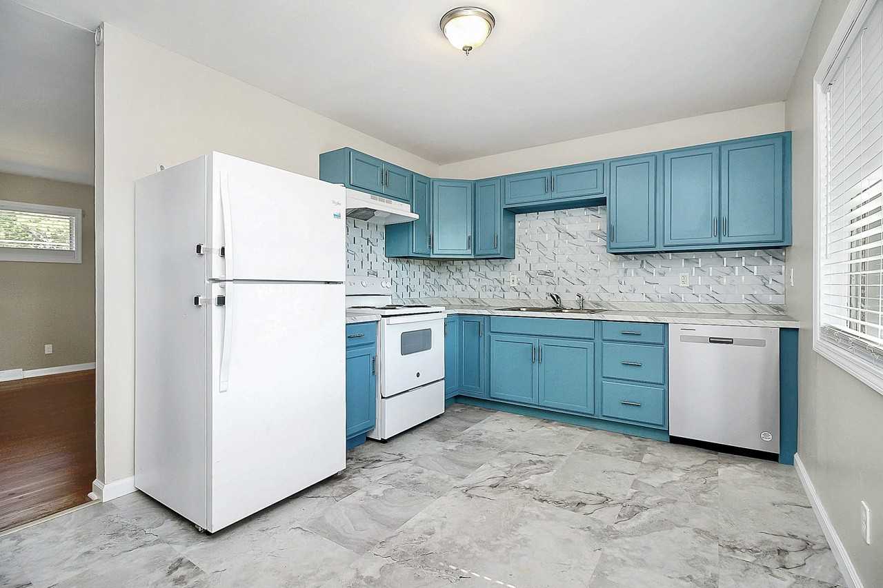 2244 English Dr #1 - Photo 7 of 27