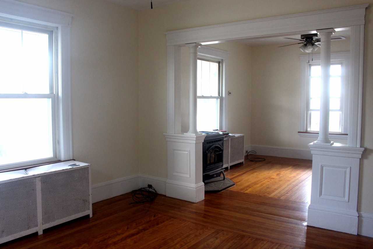 55 W Boylston Dr #1 - Photo 3 of 9