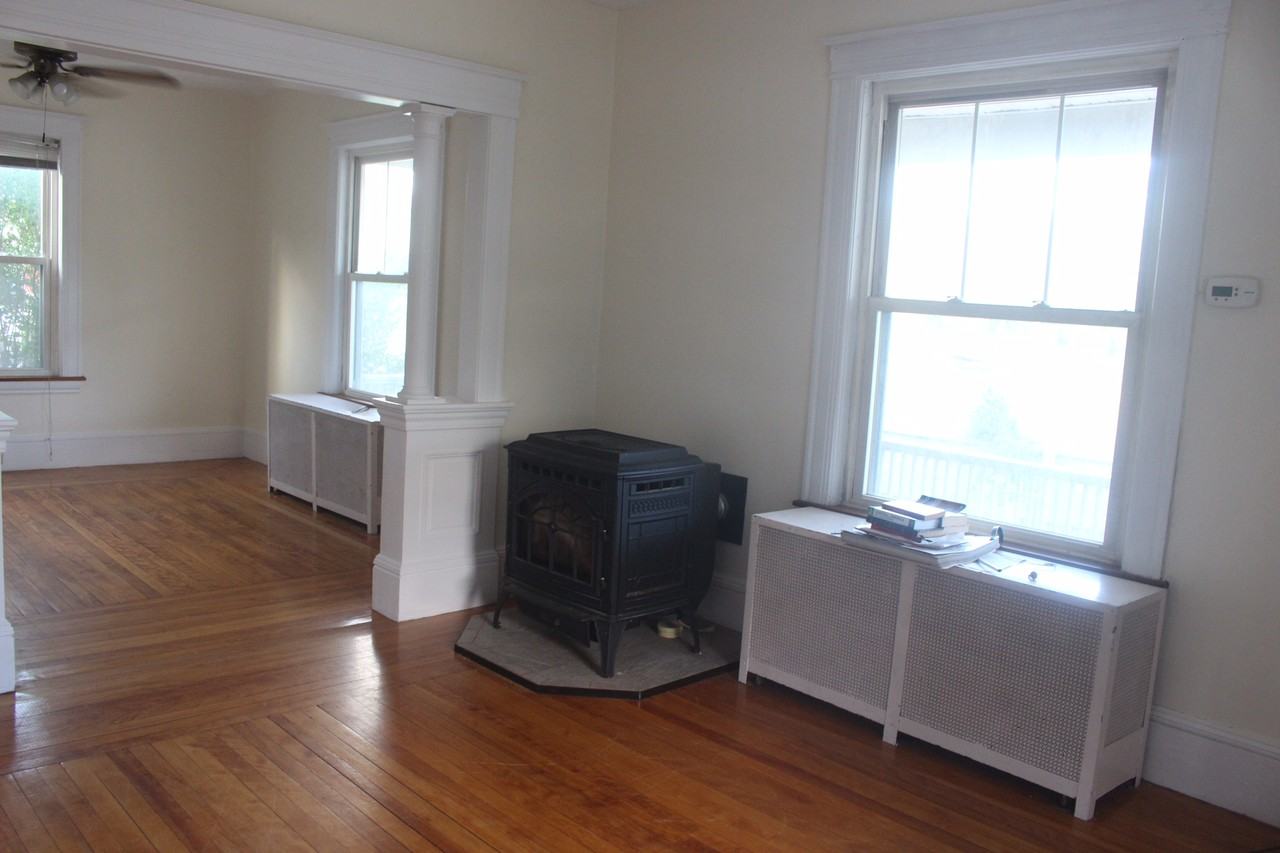 55 W Boylston Dr #1 - Photo 6 of 9