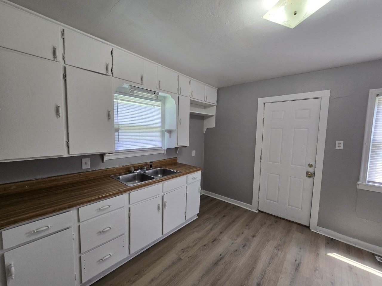 602 Logan Ave #1 - Photo 7 of 19