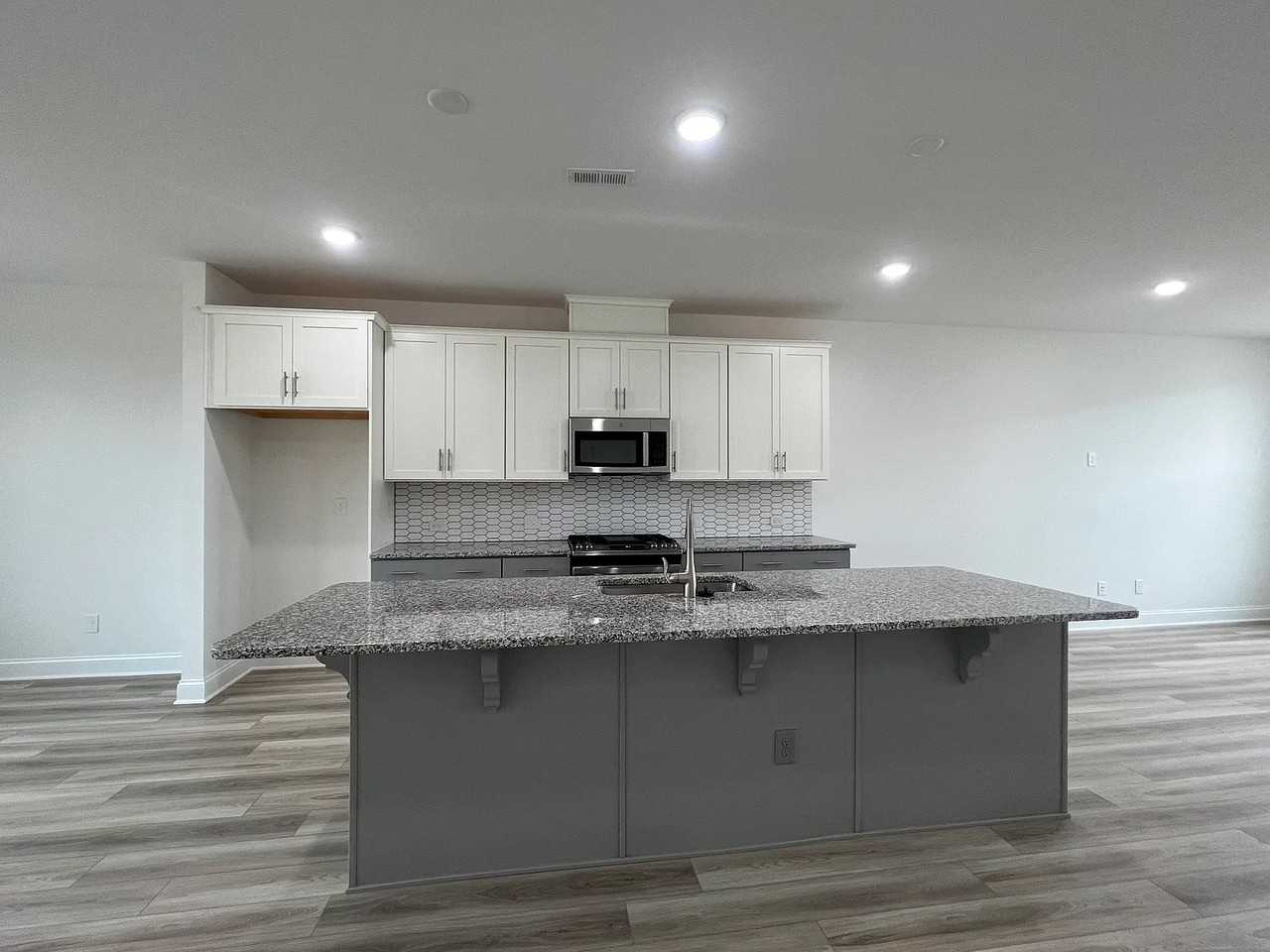 Walnut Ave Nw - Photo 2 of 10