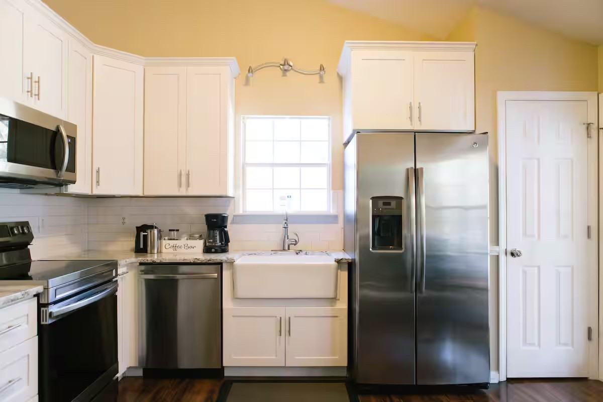 7000 Sandy Pines Dr - Photo 4 of 31