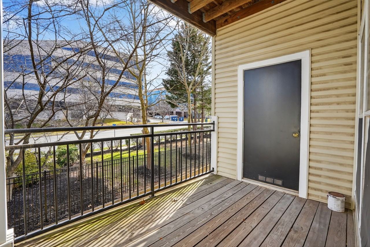 4138 Fountainside Ln #1 - Photo 7 of 18