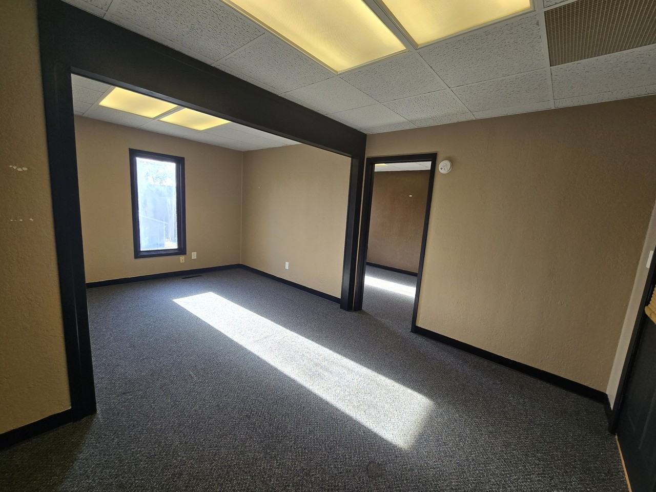 2307 Falls Ave #1 - Photo 3 of 15