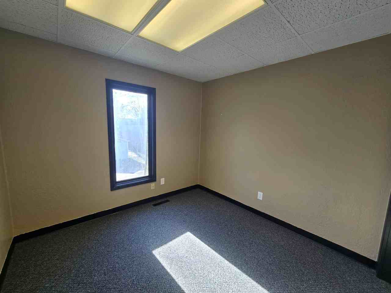 2307 Falls Ave #1 - Photo 7 of 15