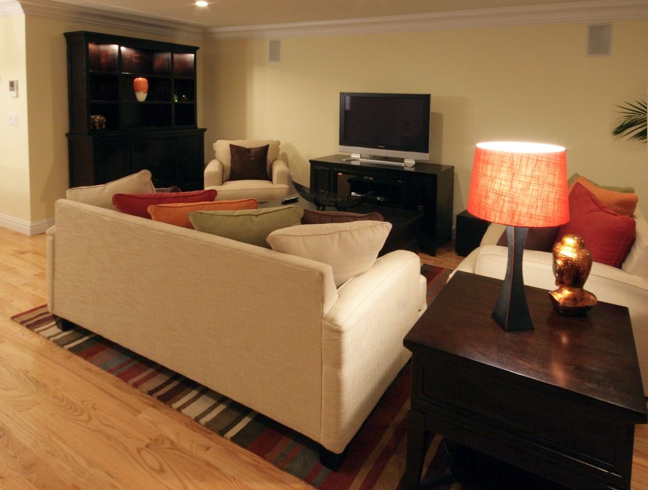 9033 Wall Street - Photo 3 of 7