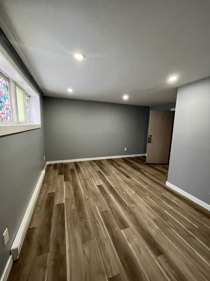 200 Spruce St #1 - Photo 3 of 7