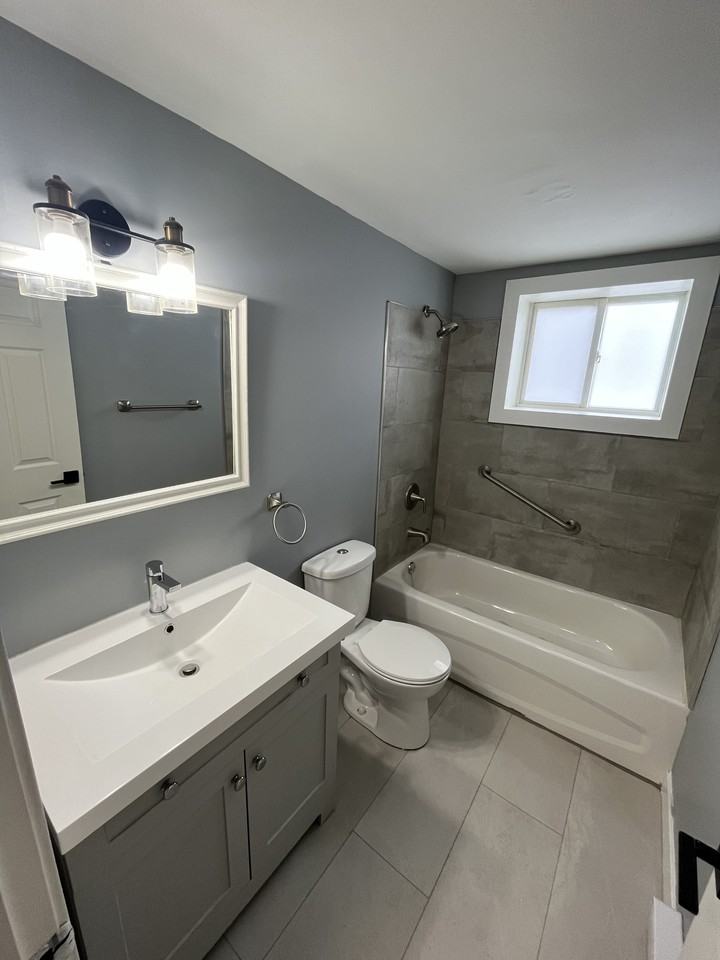 200 Spruce St #1 - Photo 6 of 7