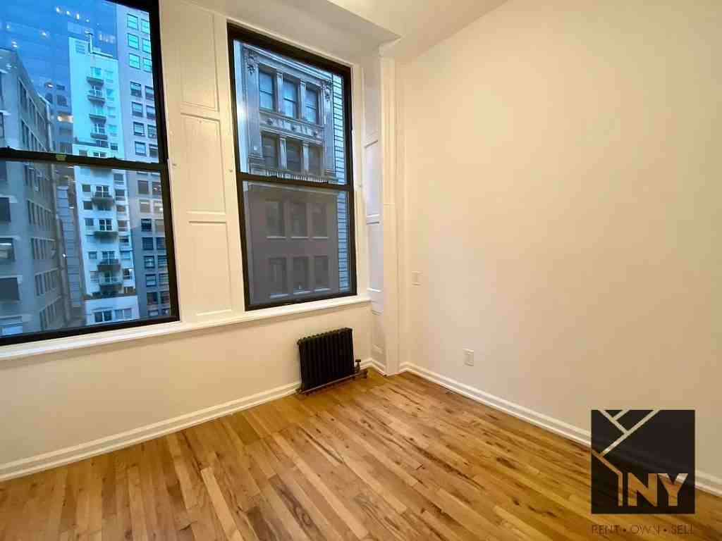 Maiden Ln #9A - Photo 2 of 4