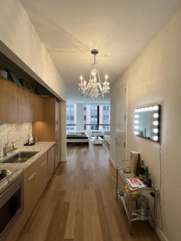 Wall St #1904 - Photo 6 of 15