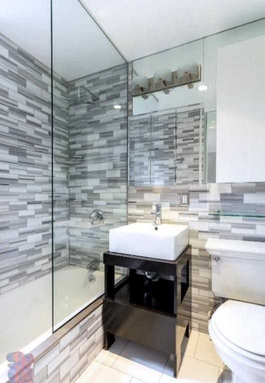 E 10th St #3 - Photo 7 of 7