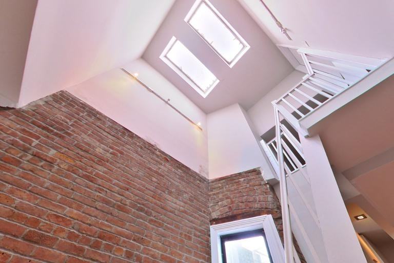 E 24th St #3F - Photo 2 of 8