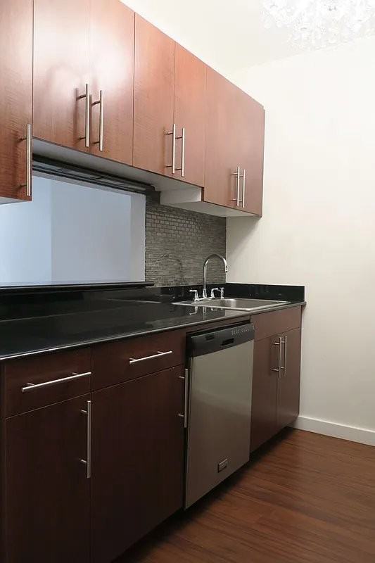 John St #1816 - Photo 6 of 13