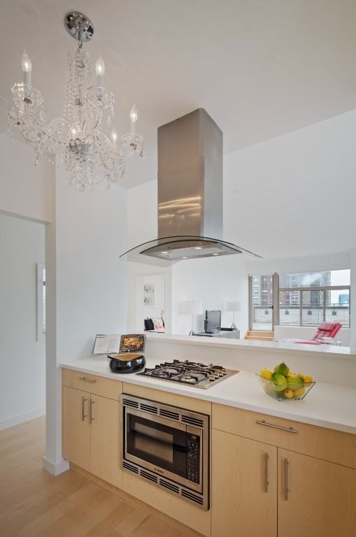 Washington St #11N - Photo 3 of 6