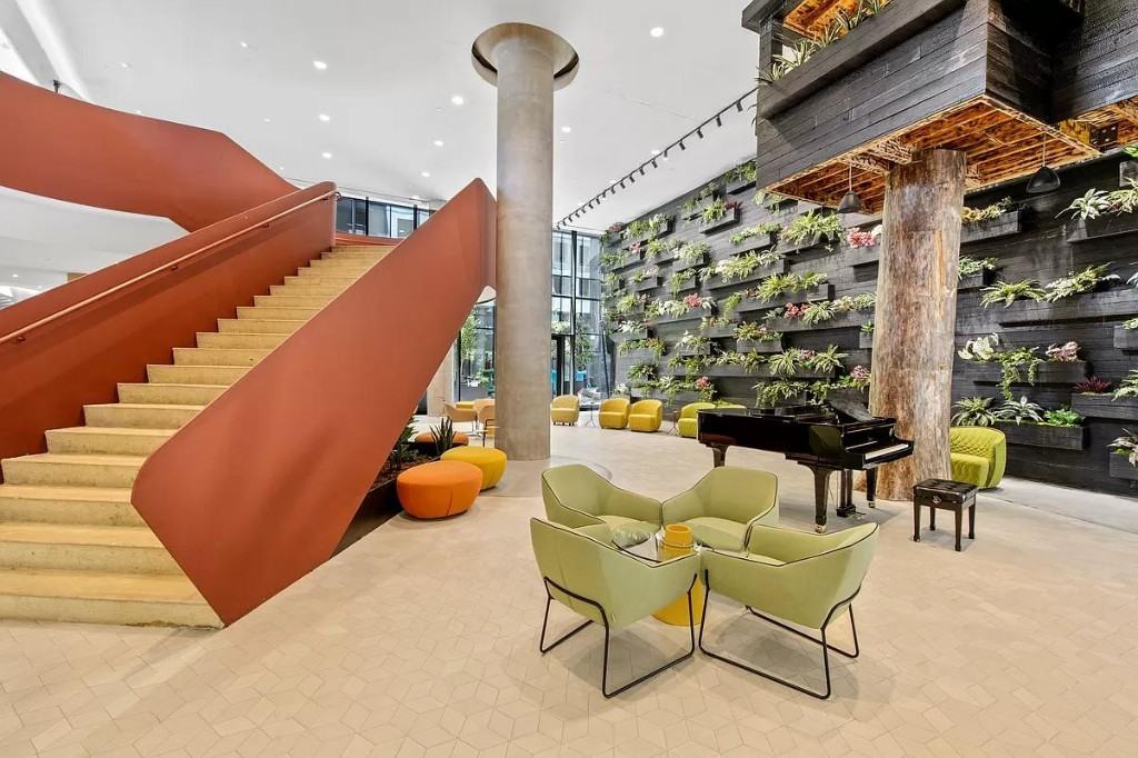 Noll St #446 - Photo 7 of 12