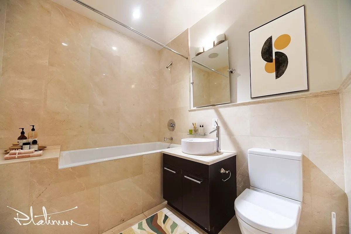 Wall St #2307 - Photo 7 of 14