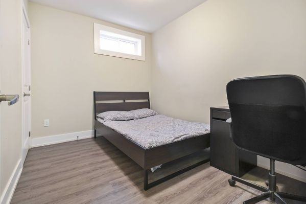 72 Sweetland Avenue #1 - Photo 5 of 8