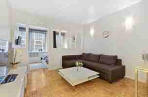 featured image of Water St #4F