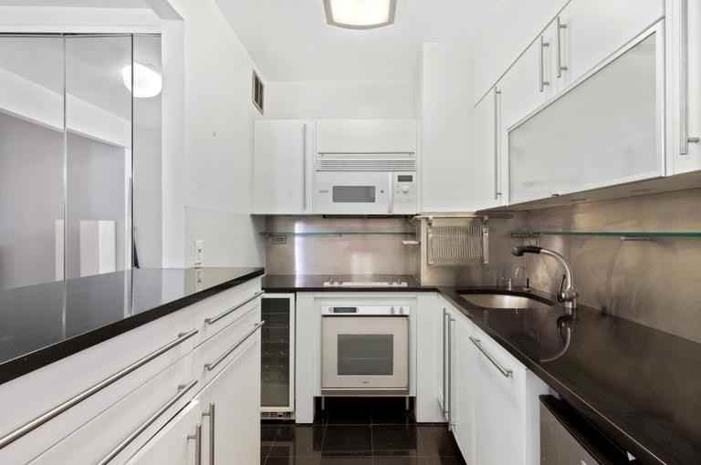 Water St #4F - Photo 5 of 6