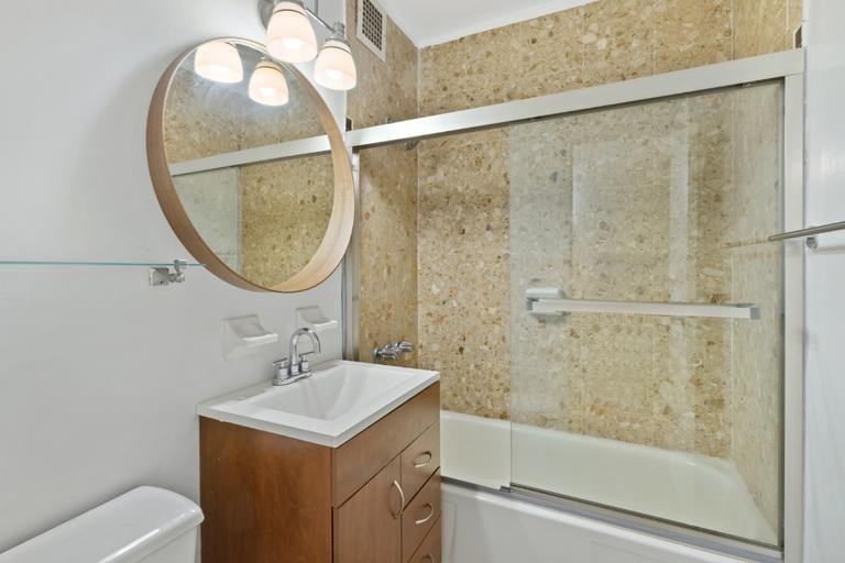 Water St #4F - Photo 6 of 6