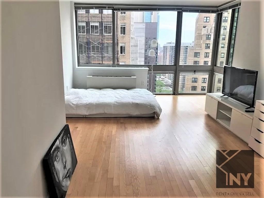 Gold St #2208 - Photo 4 of 11