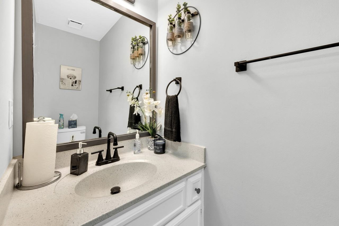 5632 Trafalgar Arch #1 - Photo 6 of 41