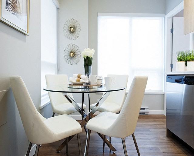 Yello on Yates - Photo 6 of 19